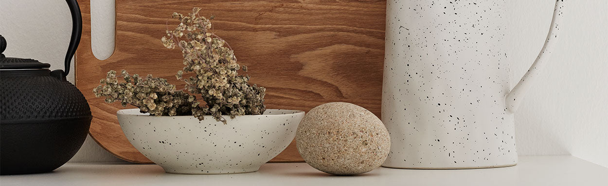 Bol si vase decorative alb-negre