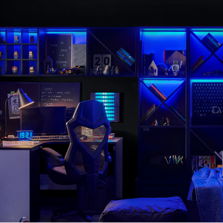 The Decorators: Banda iluminare LED RGB cu telecomanda VOX Young Users - Alb
