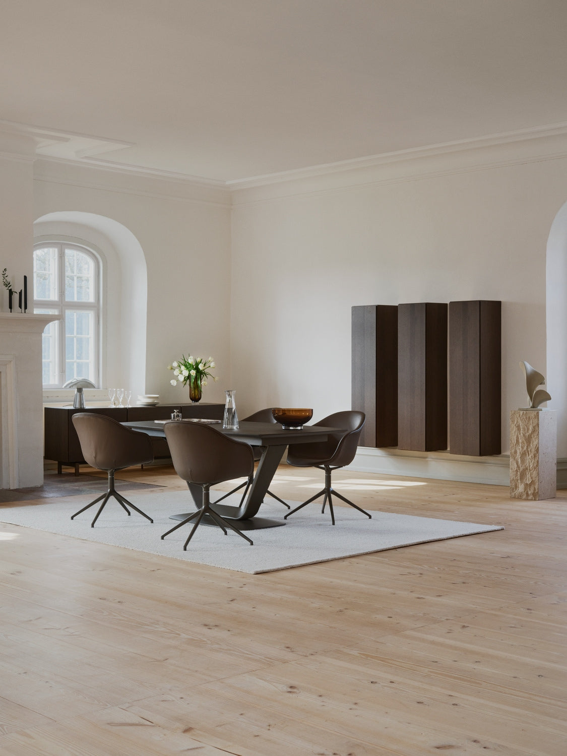 Masa dining extensibila BoConcept Alicante - ceramica gri cald