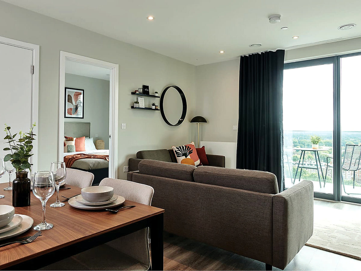 Apo Kew Bridge — 7