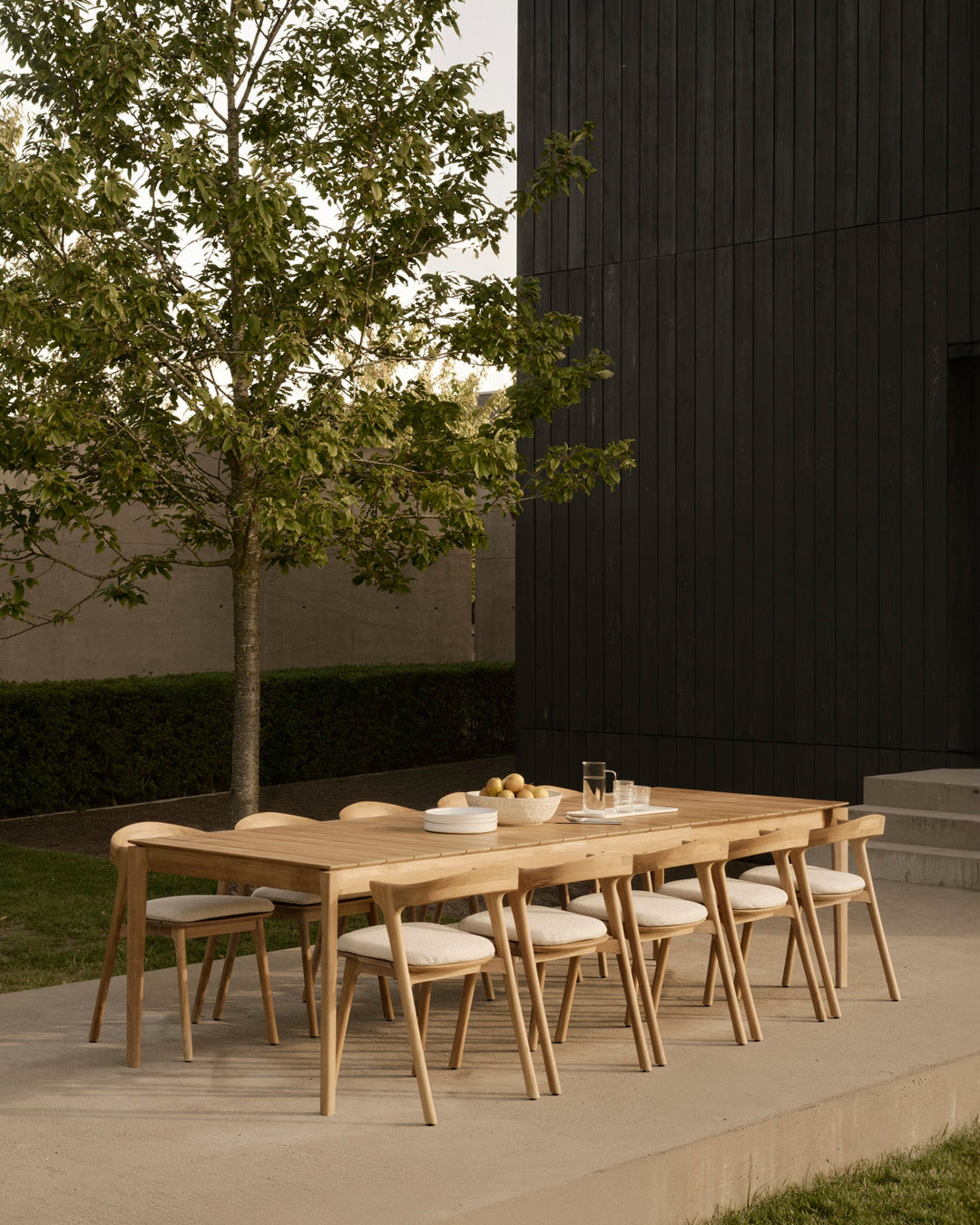 Masa dining extensibila exterior Ethnicraft Bok