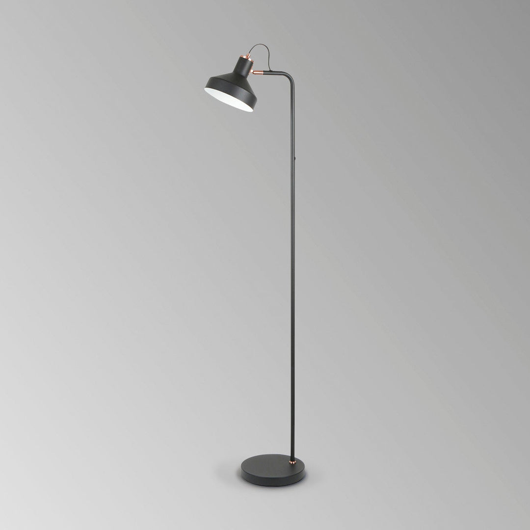 Lampadar Schuller Irias