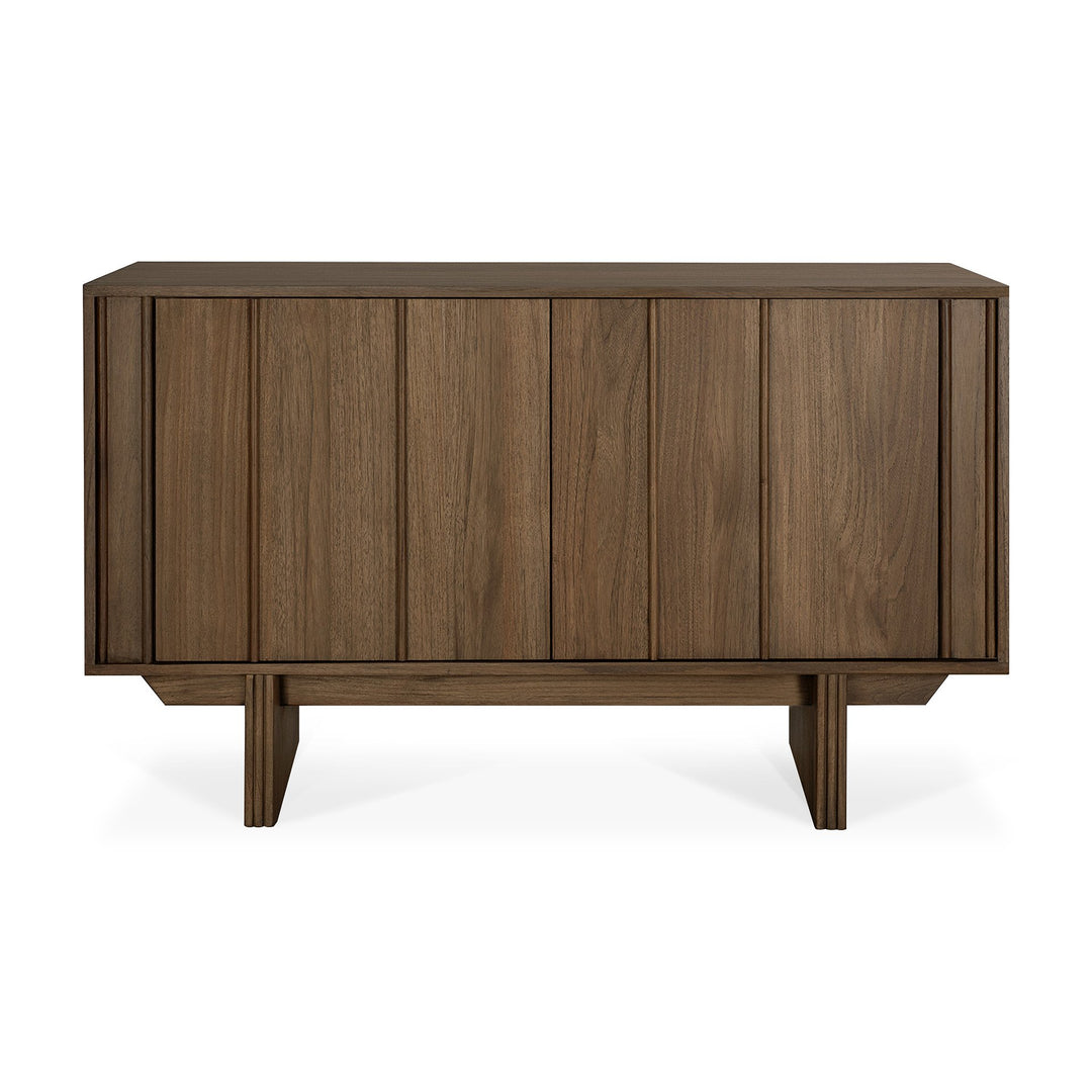 Bufet Pillar Ethnicraft 119 cm din tec masiv wild brown — vedere frontală