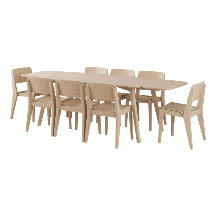 Set dining Elvo Cinas extins — masă dreptunghiulară din bambus cu extensii și opt scaune Elvo semnate Says Who.