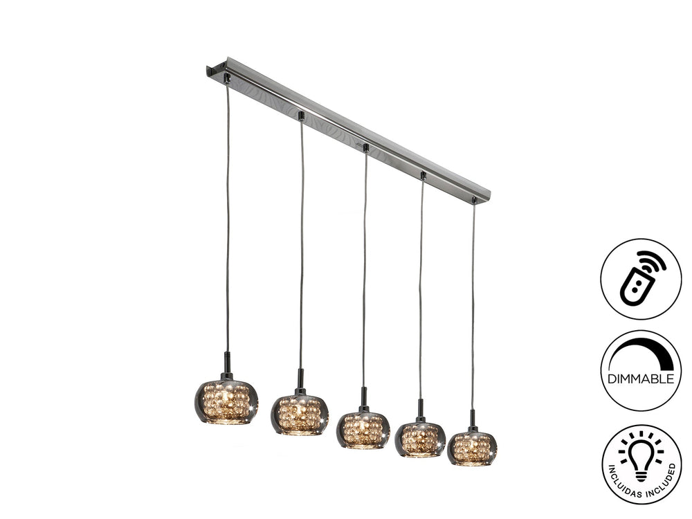 Lustră suspendată Schuller Arián 5L cu cinci abajure din sticlă reflectivă și mărgele de cristal pe bar de 105 cm — dimmable cu telecomandă.