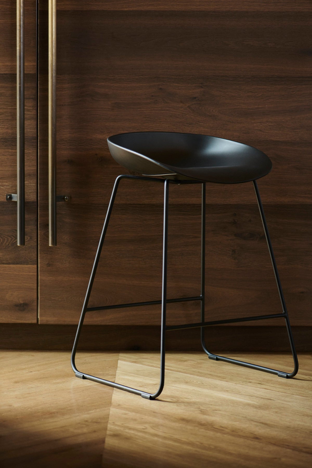 Scaun de bar BoConcept Adelaide negru — detaliu