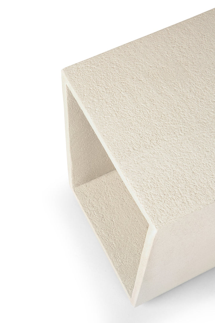 26416 Elements bedside table varnished microcement Off-White det01 cut web