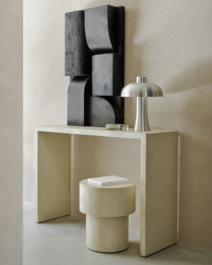 26420 Elements console microcement off white 26410 Elements side table microcement mushroom shape off white det web