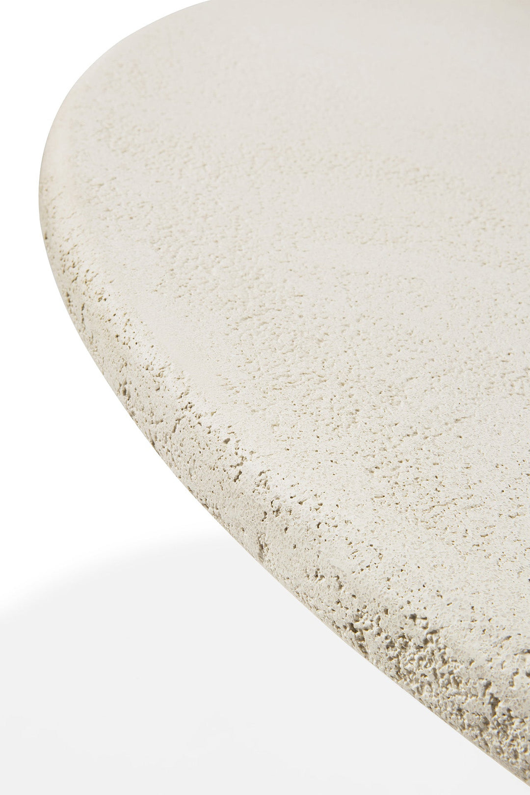 26423 26425 Elements dining table microcement Off White round det02 cut WEB