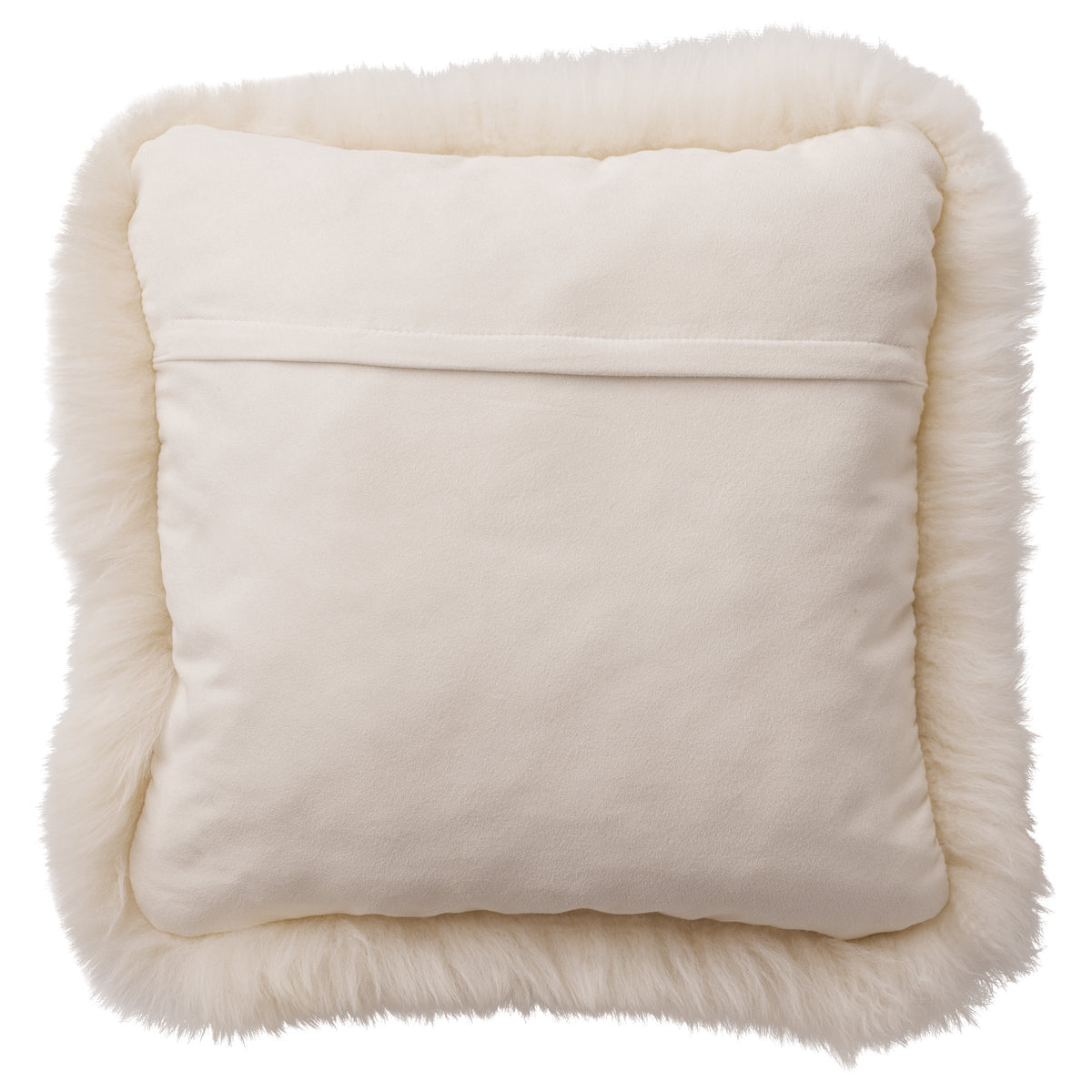 Pernă decorativă BoConcept Catskills din blană de oaie, albă — detaliu