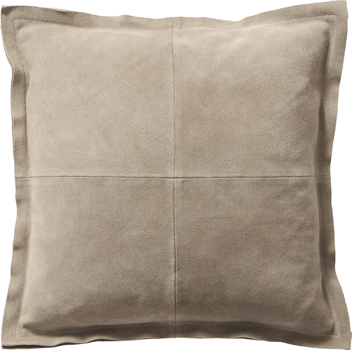 Pernă decorativă BoConcept Suede din piele — vedere de ansamblu