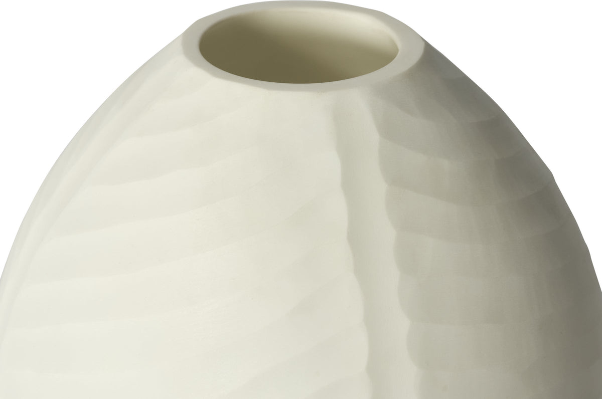 Vază BoConcept Blossom din sticlă albă — detaliu