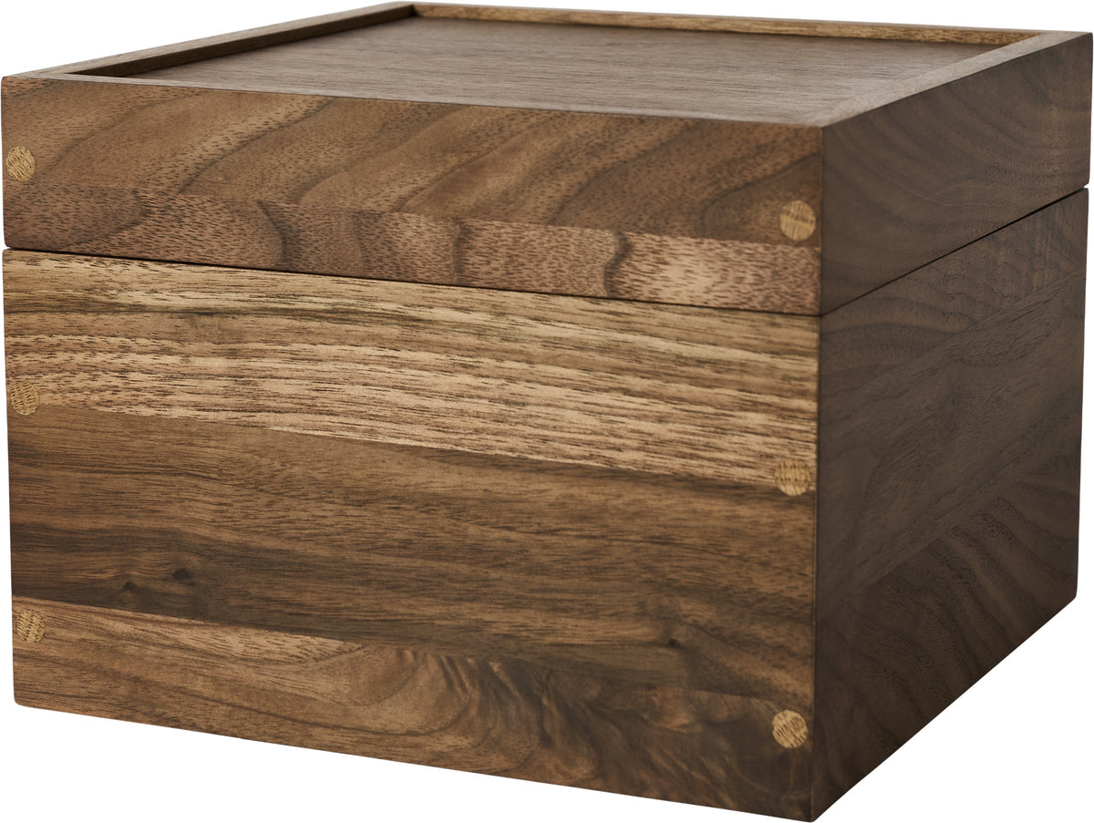 Cutie BoConcept Kanta din lemn de nuc — detaliu