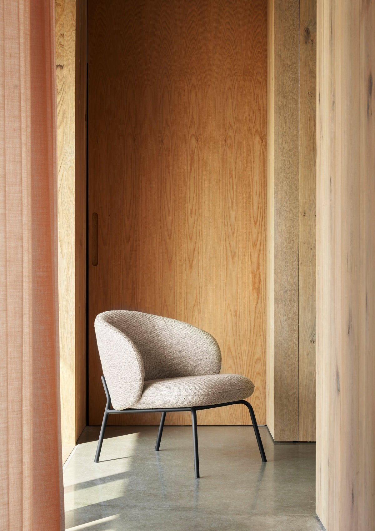 Fotoliu BoConcept Princeton, mustar Tuscany — detaliu