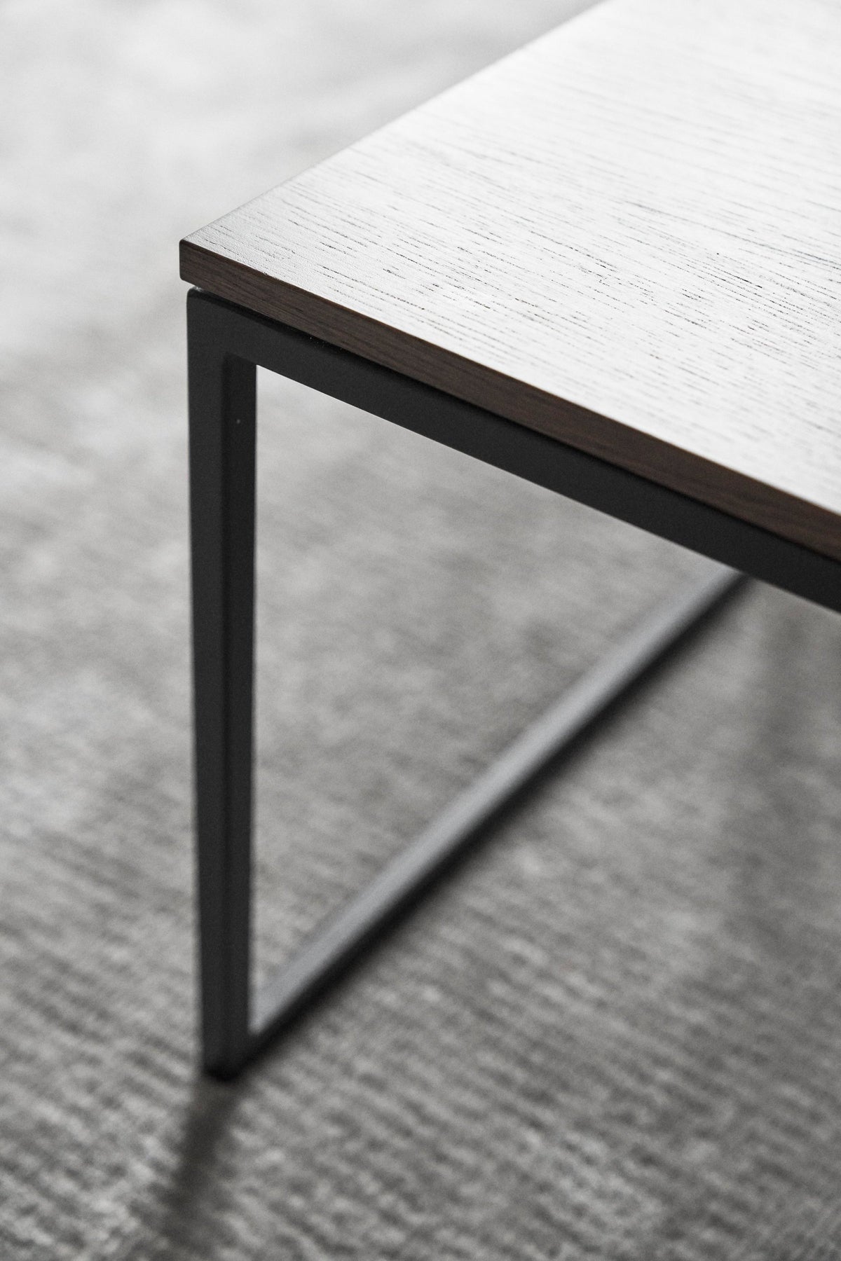 Măsuța de cafea BoConcept Lugo 144x48 cm alb — detaliu