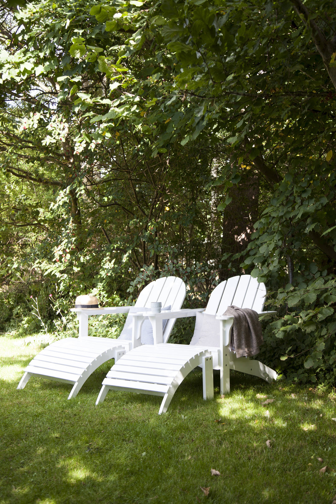 Scaun Cinas Adirondack mahon alb exterior