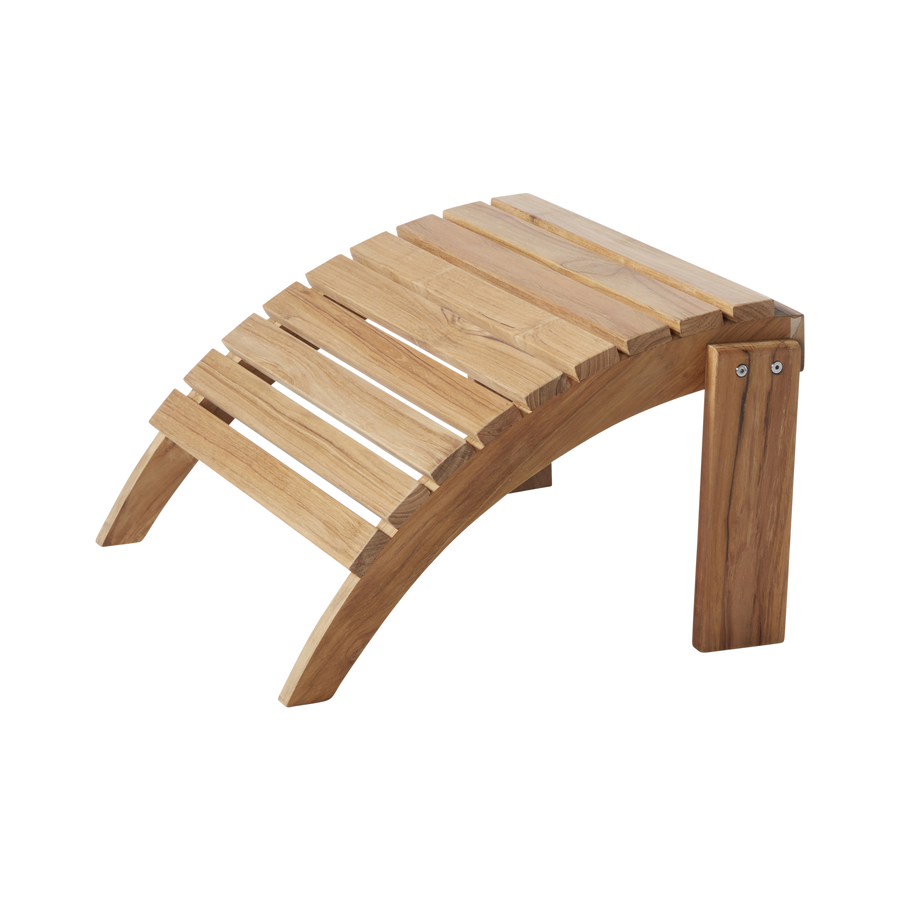 Taburet Adirondack Cinas — taburet de exterior din tec, lângă scaunul Adirondack din aceeași serie.