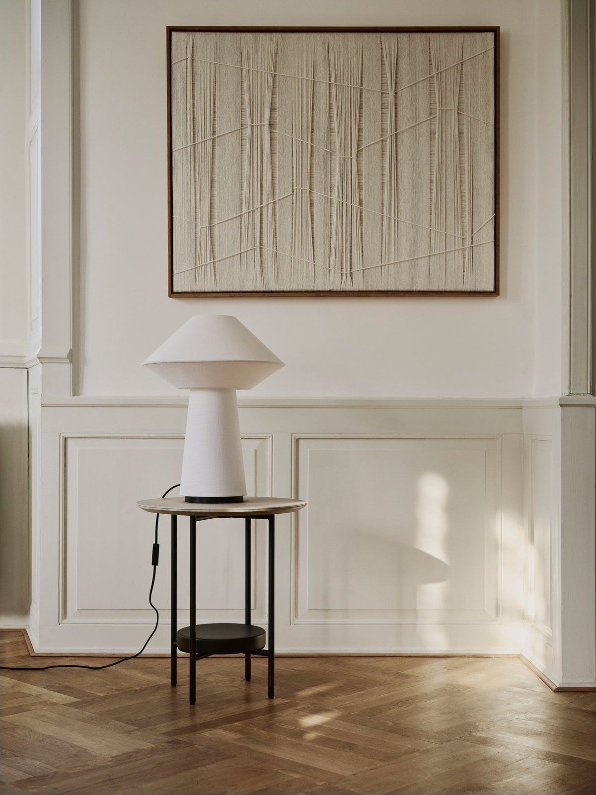 Veioză BoConcept Kaku cu abajur textil — detaliu