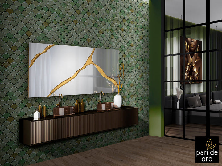 Oglindă dreptunghiulară Schuller Surcos cu ramă din MDF în finisaj foiță de aur cu canal decorativ pe contur — 80×180 cm.