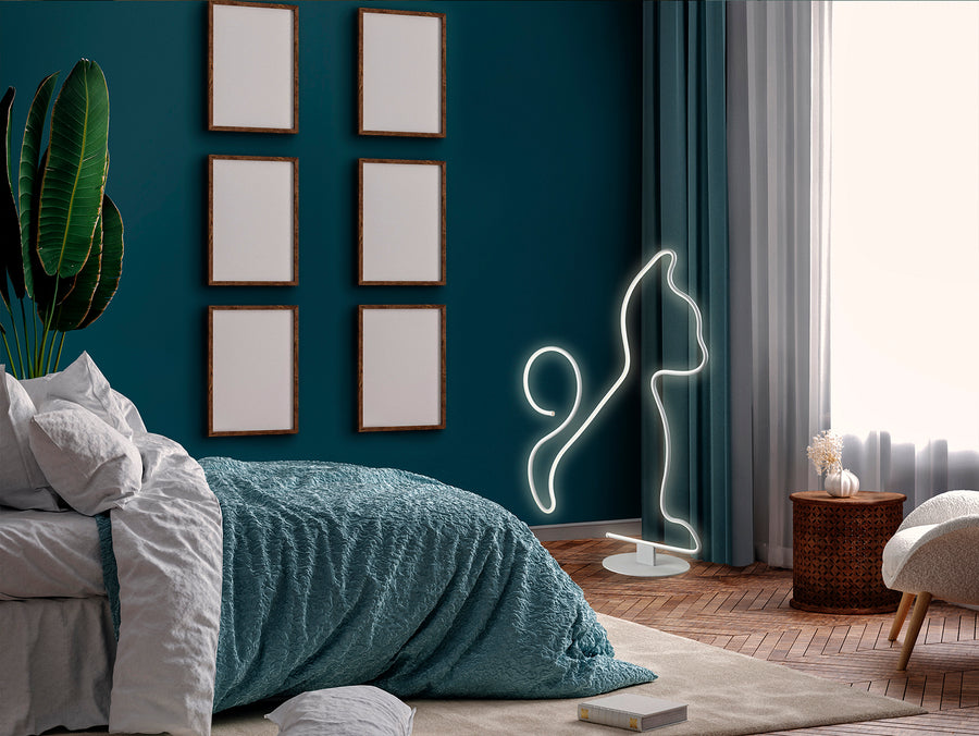 Lampadar Schuller Cat cu formă curbată și corp metal aluminiu alb mat — 82x108x30 cm