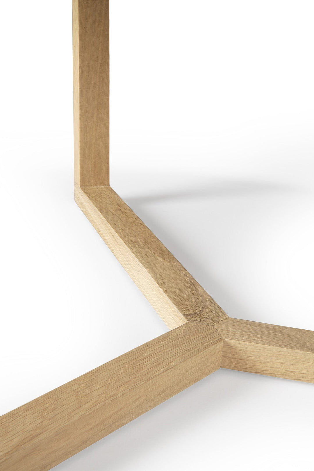 Masa de cafea Ethnicraft Tripod