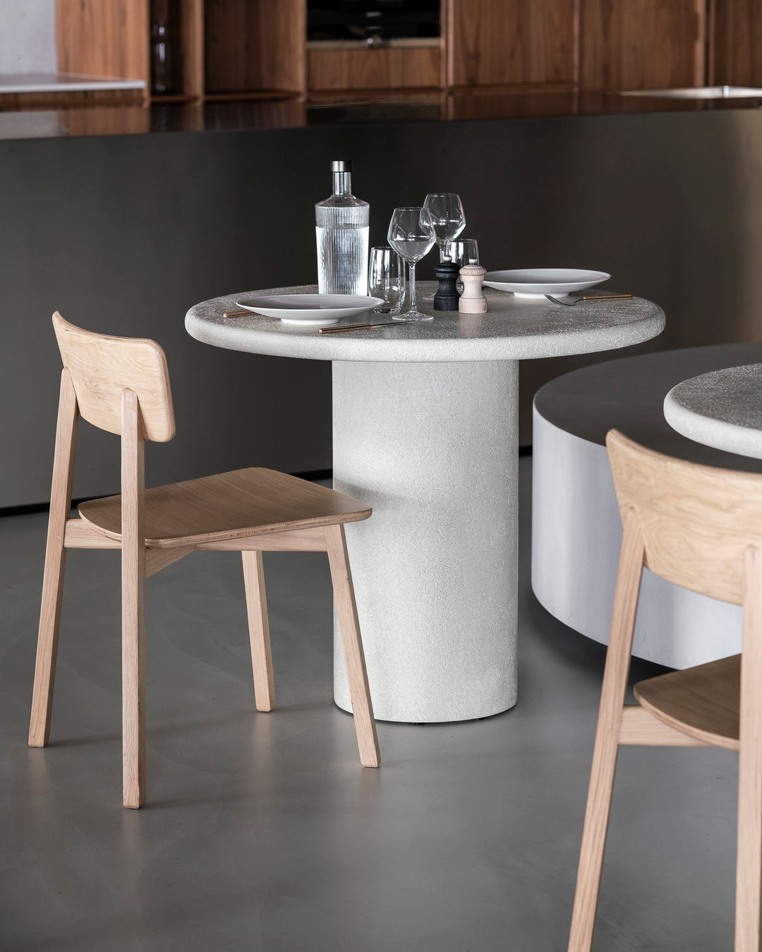 50653 Casale dining chair oak 26422 Elements dining table WEB