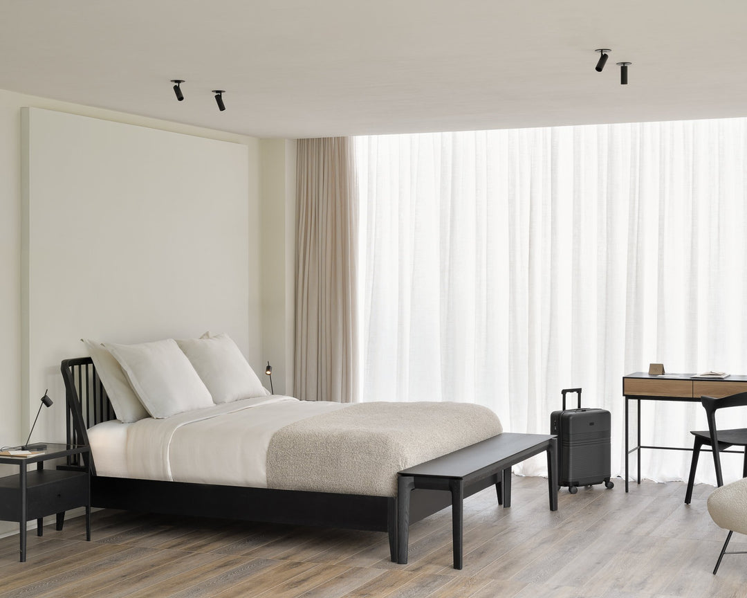 Pat Ethnicraft Spindle stejar negru 160x200