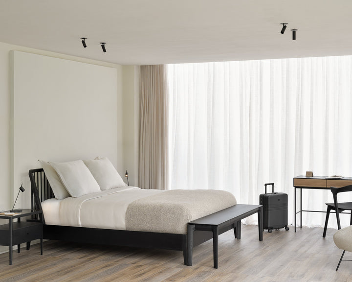 Pat Ethnicraft Spindle stejar negru 160x200