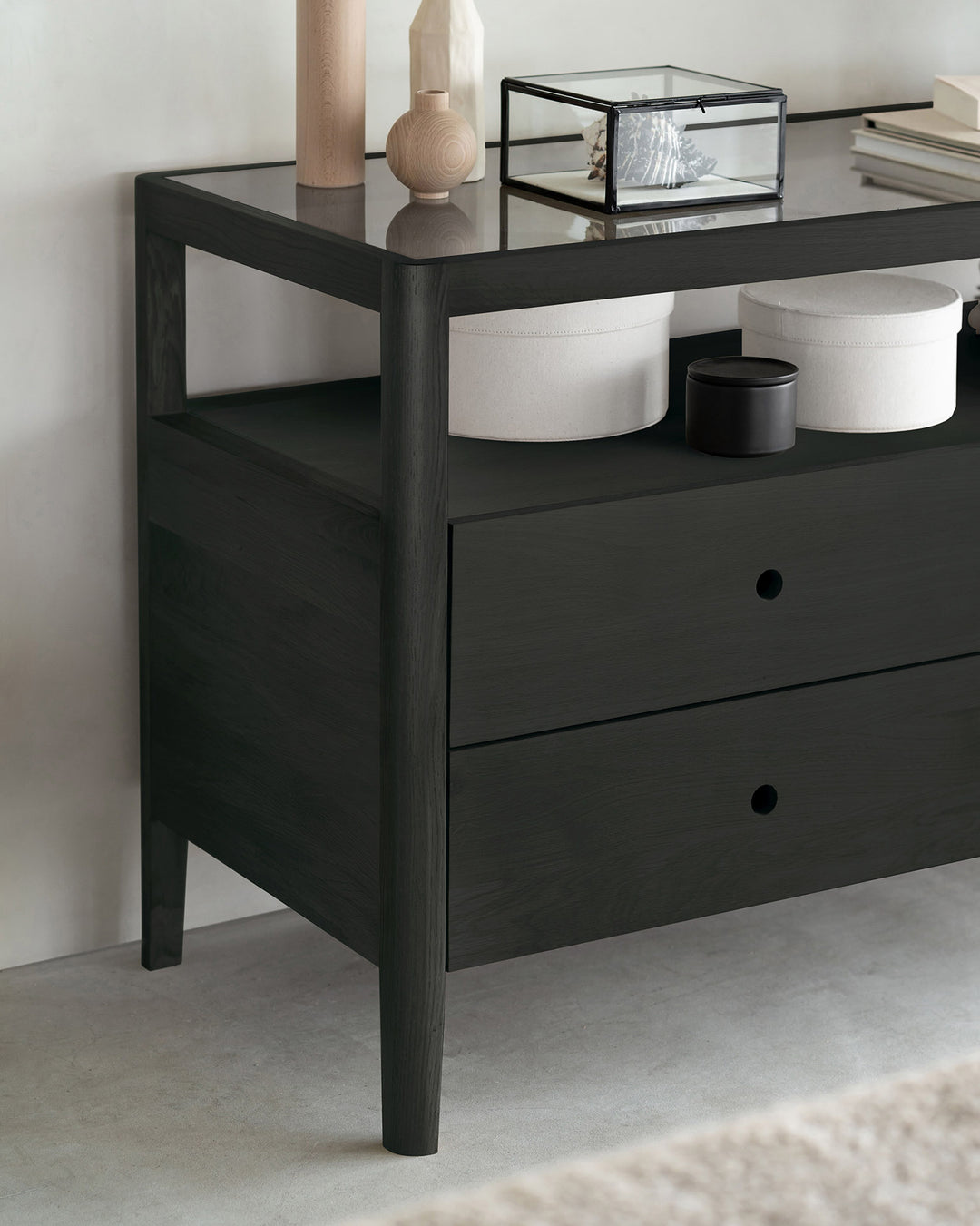 Comoda Ethnicraft Spindle stejar negru