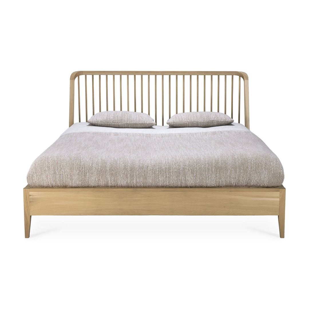 Pat Spindle Ethnicraft din stejar masiv cu spițe în tăblie, pentru saltea 180x200 — dormitor