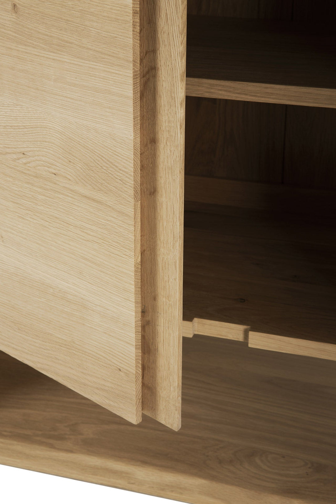 51436 51437 51438 Nordic sideboard det02 cut WEB