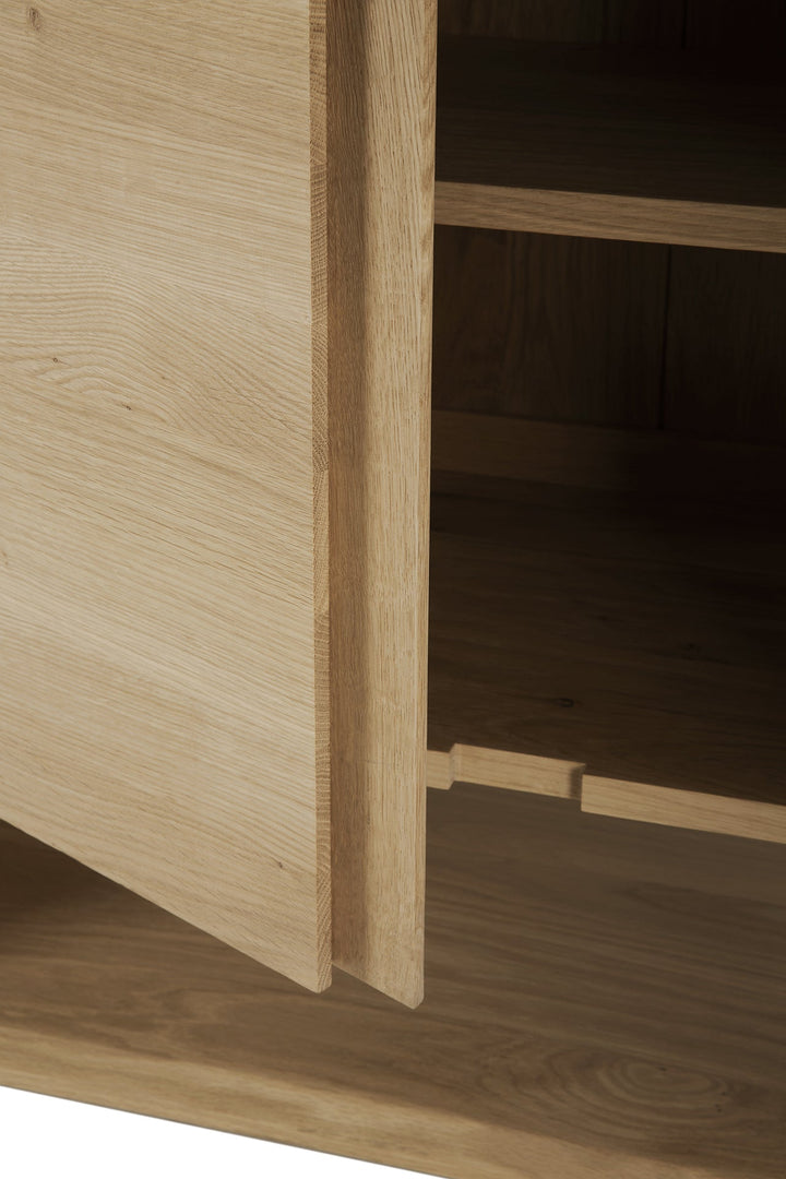 51436 Nordic sideboard det02 cut WEB