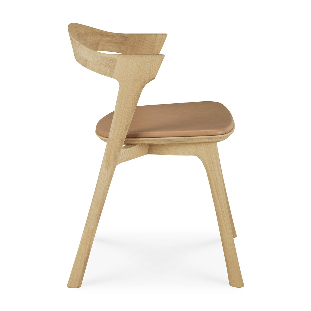 51483_Bok_dining_chair_varnished_oak_Sienna_leather_profile_cut_web.jpg