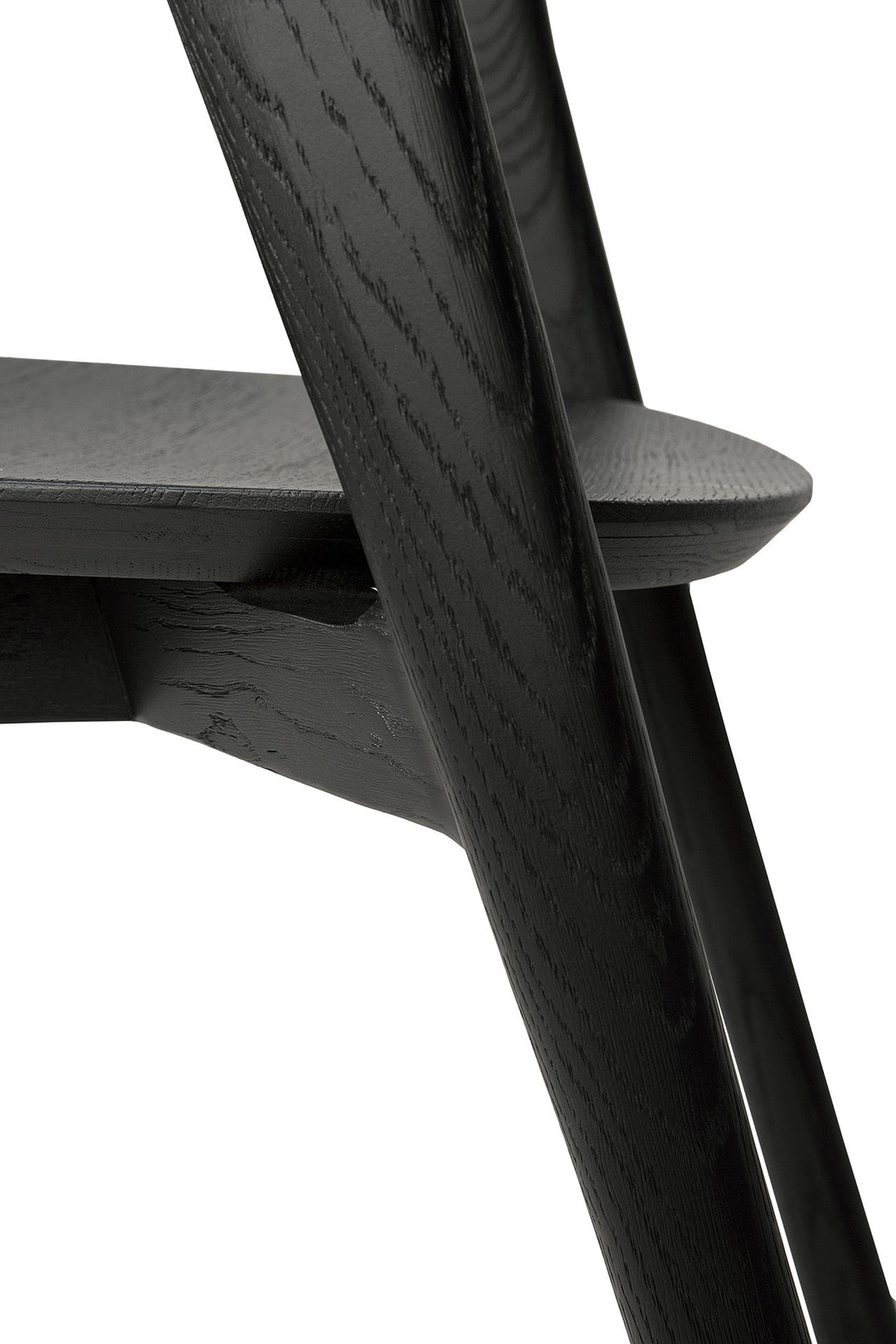 51491_Oak_Bok_black_dining_chair_det_cut_web.jpg