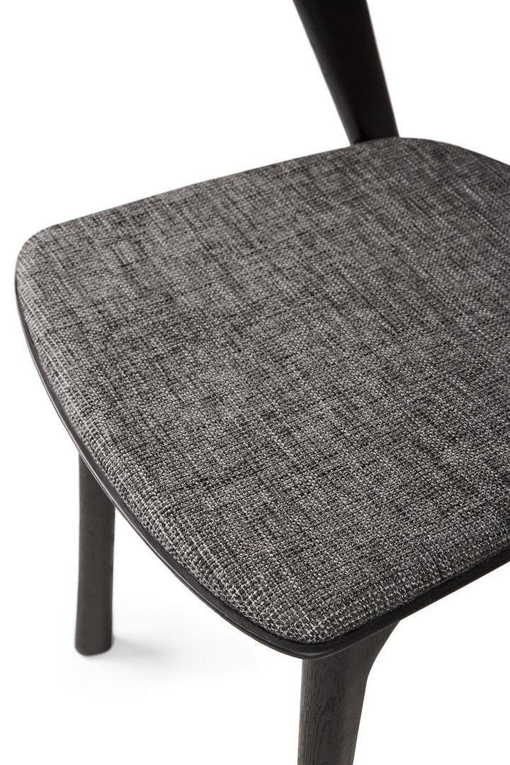 51493_Oak_Bok_black_dining_chair_grey_det02_cut_web.jpg