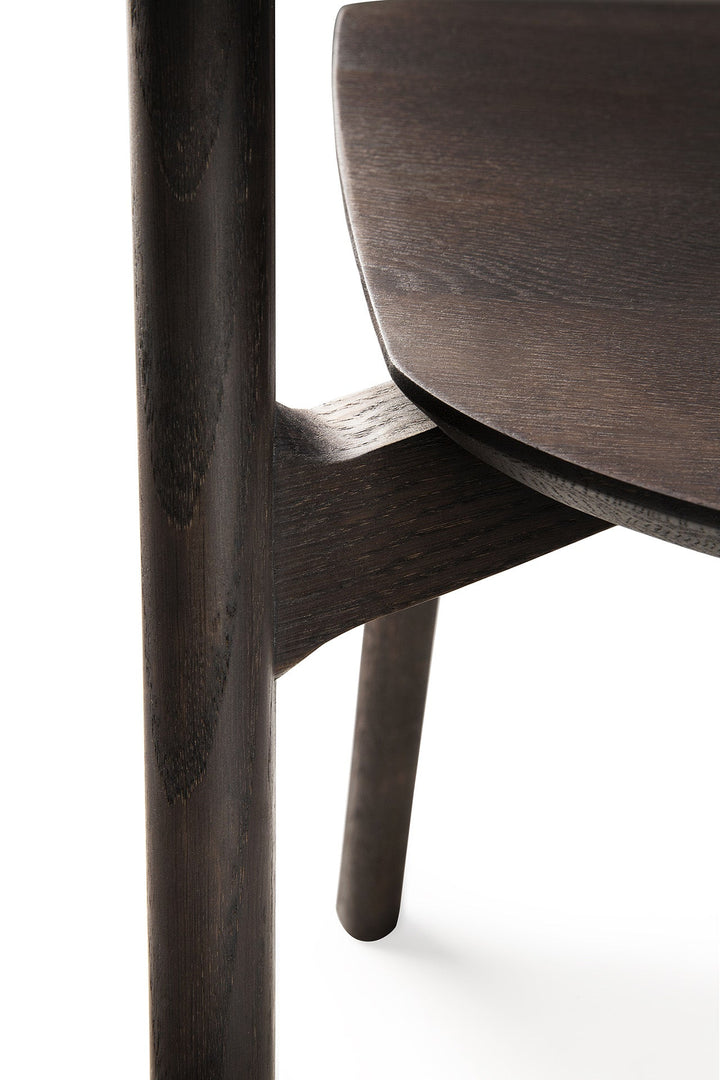 51550_Oak_Bok_brown_dining_chair_varnished_det05_cut_WEB.jpg