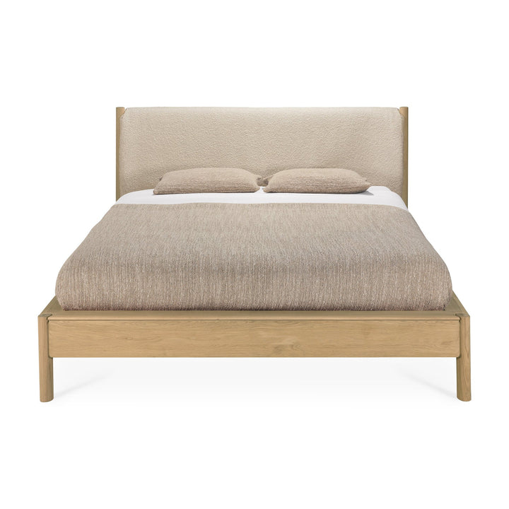 Pat PI Ethnicraft din stejar masiv cu tăblie tapițată, pentru saltea 160x200 — dormitor