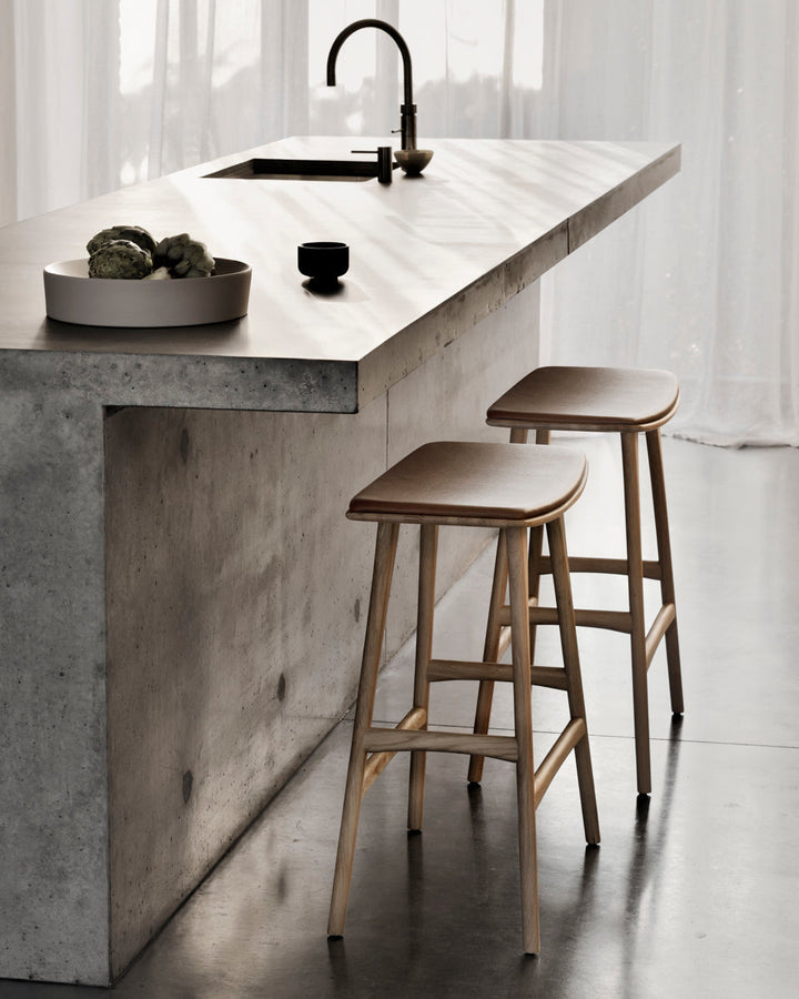 Scaun de bar insula Ethnicraft Osso