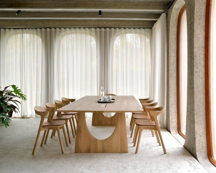 53061_Geometric_meeting_table_51488_Bok_dining_chair_oak_cognac_leather_20560_Aged_mirror_tray_hor_web.jpg