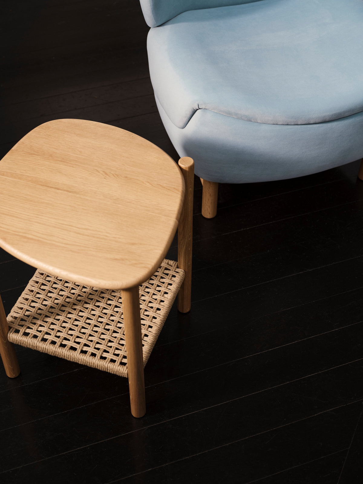 Măsuță laterală BoConcept Catskills din stejar masiv natural — detaliu