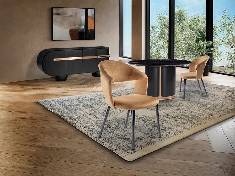 Scaun Schuller Willy cu tapițerie suede cămilă și picioare metal negru — 59x83x62 cm