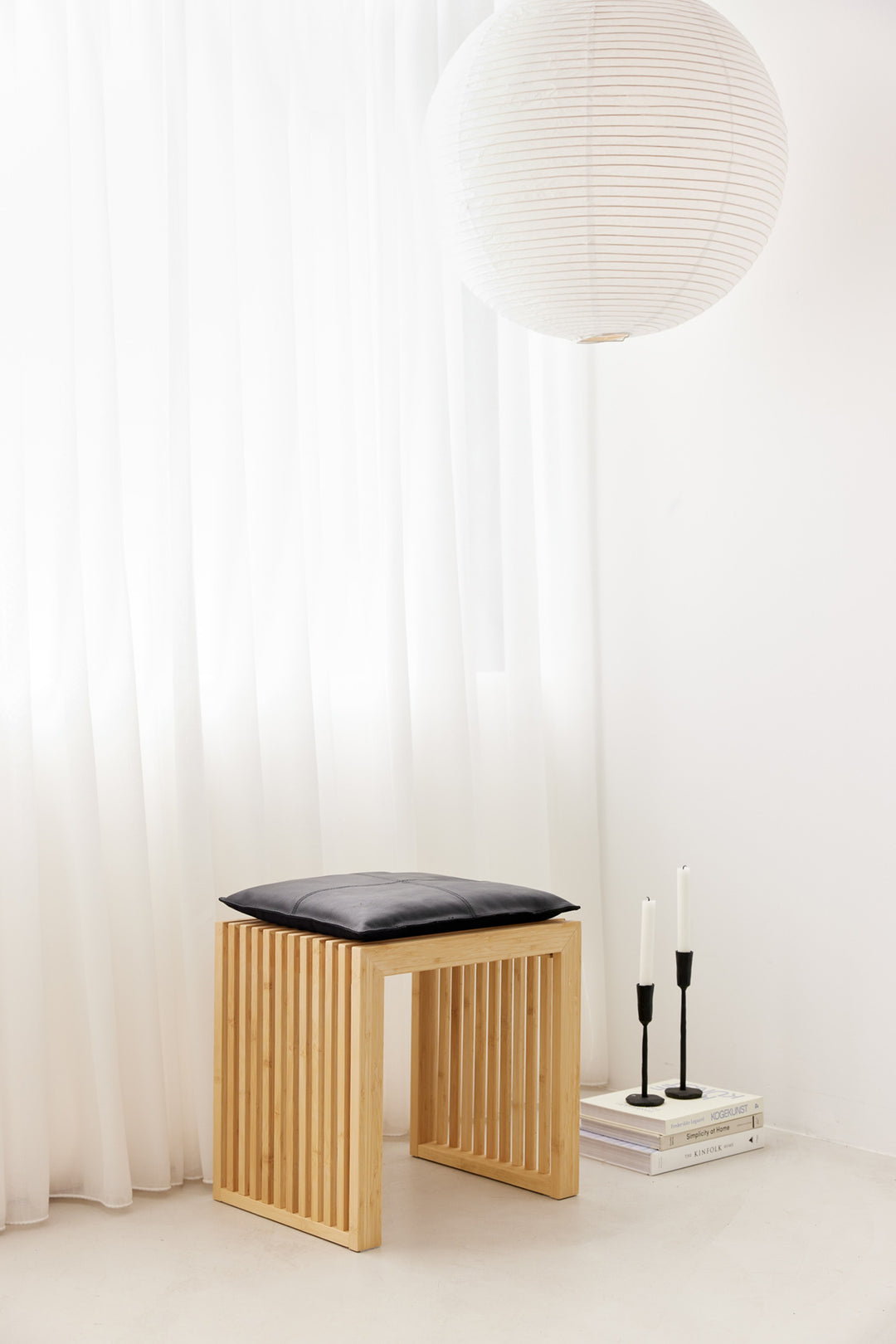 Perna Cinas Rib taburet piele neagra