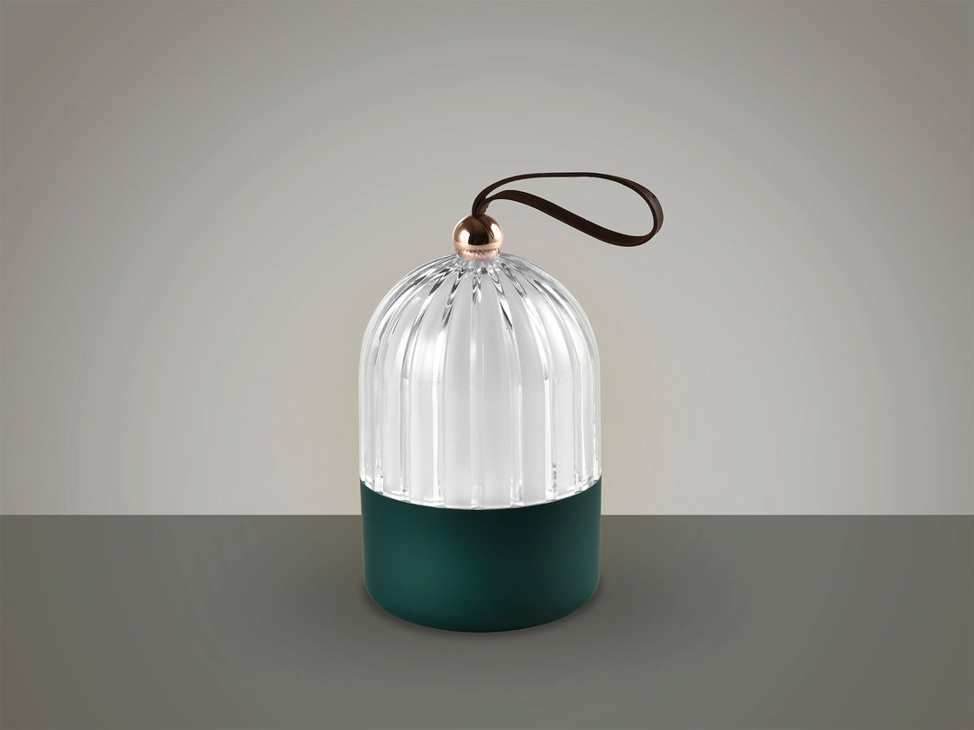 Veioză portabilă Schuller Chiqui cu corp aluminiu verde mat și abajur acrilic — H15 cm