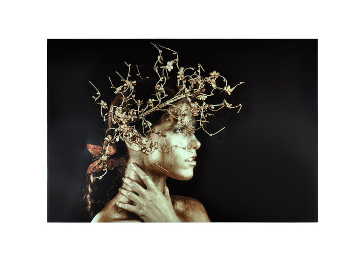 Tablou foto Schuller Mujer Dorada imprimat pe sticlă temperată — 150x100 cm