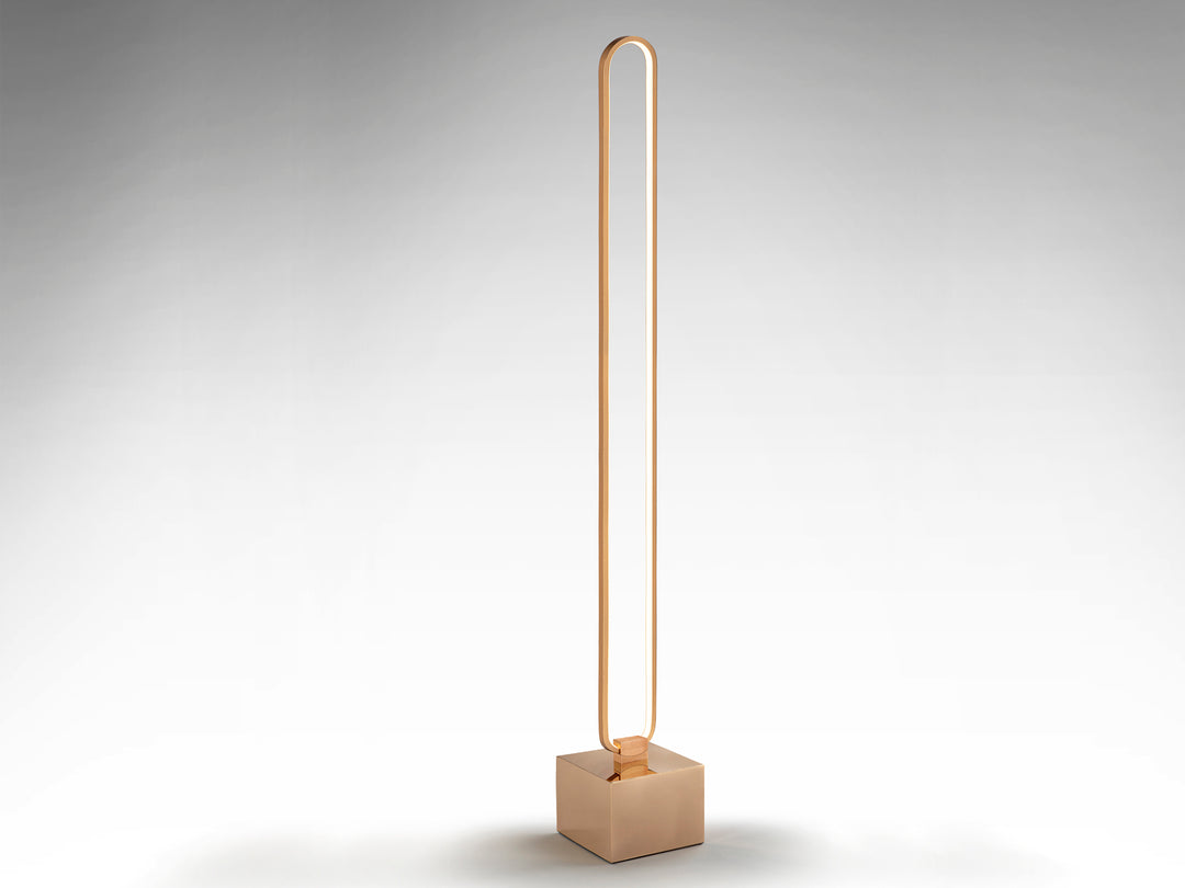 Lampadar Schuller Colette