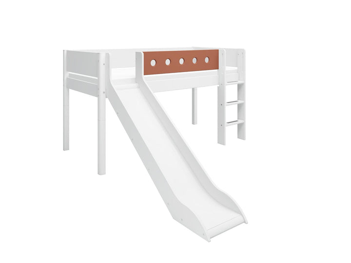 The Decorators: Pat inaltime 120 cm cu scara dreapta si tobogan Flexa White 90x200 cm
