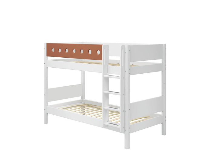 The Decorators: Paturi suprapuse inaltime 154 cm cu scara dreapta Flexa White 90x200 cm