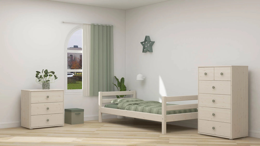 Comoda cu 3 sertare Flexa Classic Green Knob - Decorators