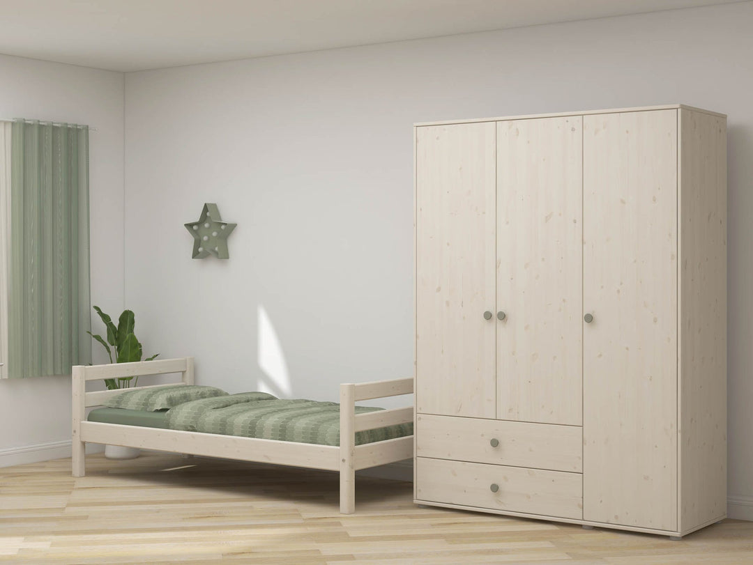 The Decorators: Dulap cu 3 usi si 2 sertare Flexa Classic