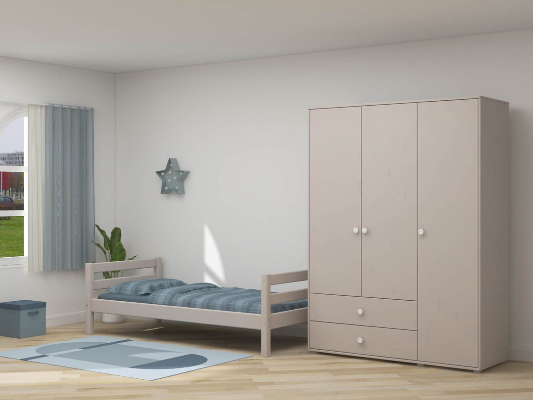 The Decorators: Dulap cu 3 usi si 2 sertare Flexa Classic